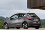 Peugeot 208 Gama 208 Style Turismo Ice Silver Mate  Exterior Frontal-Lateral 3 puertas