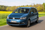 Volkswagen Sharan 2.0 TDI 150 CV BMT Sport Monovolumen Hudson Bay Blue Exterior Frontal-Lateral 5 puertas