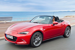 Mazda MX-5 Soft Top 2.0 160 CV i-Stop Soft Top Luxury Pack Sport Descapotable Soul Red Metallic Exterior Cenital-Frontal-Lateral 2 puertas