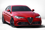 Alfa Romeo Giulia Quadrifoglio Quadrifoglio Turismo Rosso Competizione Exterior Lateral-Frontal 4 puertas