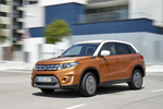 Suzuki Vitara 1.6 DDiS 2WD GLX Todo terreno Naranja Atardecer Metalizado Exterior Frontal-Lateral 5 puertas