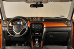 Suzuki Vitara 1.6 DDiS 2WD GLX Todo terreno Interior Salpicadero 5 puertas