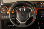 Suzuki Vitara 1.6 DDiS 2WD GLX Todo terreno Interior Volante 5 puertas