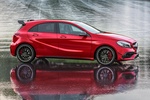 Mercedes-Benz Clase A AMG A 45 AMG Turismo Exterior Lateral 5 puertas