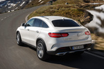 Mercedes-Benz Clase GLE Coup&eacute; GLE 350 d 4MATIC Coup&eacute; Gama GLE Coup&eacute; Todo terreno Designo Diamond White Bright Exterior Frontal-Lateral 5 puertas