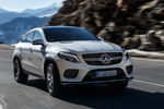 Mercedes-Benz Clase GLE Coup&eacute; GLE 350 d 4MATIC Coup&eacute; Gama GLE Coup&eacute; Todo terreno Designo Diamond White Bright Exterior Lateral-Frontal 5 puertas