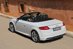 Audi TT 2.0 TFSI 230 CV quattro S tronic S line Descapotable Blanco Glaciar Exterior Cenital-Lateral-Posterior 2 puertas