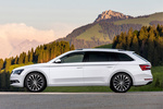 Skoda Superb Gama Superb Combi Combi Style Turismo familiar Exterior Lateral 5 puertas