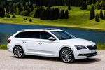 Skoda Superb Gama Superb Combi Combi Style Turismo familiar Exterior Lateral-Frontal 5 puertas