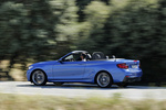 BMW Serie 2 220i M Sport Descapotable Estoril Blue Exterior Lateral-Posterior 2 puertas