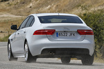 Jaguar XE 2.0 Diesel 180 CV Aut. R Sport Turismo Polaris White Exterior Posterior 4 puertas
