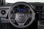 Toyota Auris Touring Sports Hybrid Feel Turismo familiar Interior Volante 5 puertas