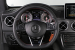 Mercedes-Benz Clase CLA CLA 220 CDI 7G-DCT (177 CV) Paquete Exclusivo AMG Turismo familiar Interior Volante 5 puertas