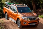 Nissan NP300 Navara Doble Cabina 2.3 dCi 190 CV Gama NP300 Navara Pick up Ocre Savannah Exterior Frontal-Lateral 4 puertas