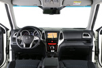 SsangYong Tivoli G16 4x2 (128 CV) Limited Todo terreno Interior Salpicadero 5 puertas