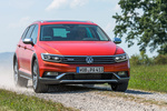 Volkswagen Passat Alltrack 2.0 TDI BMT 190 CV 4Motion DSG 6 vel. Alltrack Turismo familiar Exterior Frontal-Lateral 5 puertas