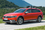 Volkswagen Passat Alltrack 2.0 TDI BMT 190 CV 4Motion DSG 6 vel. Alltrack Turismo familiar Exterior Frontal-Lateral 5 puertas
