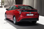 Toyota Prius Gama Prius Gama Prius Turismo Rojo Rub&iacute; Exterior Posterior-Lateral 5 puertas