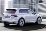 Volkswagen Tiguan 2.0 TSI BMT 180 CV 4Motion DSG 7vel. R-Line Todo terreno Exterior Lateral-Frontal 5 puertas