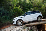 Land Rover Range Rover Evoque 2.0 TD4 180 CV 4x4 HSE Dynamic Todo terreno Fuji White Exterior Lateral 5 puertas
