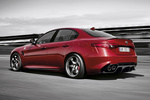 Alfa Romeo Giulia Quadrifoglio Quadrifoglio Turismo Rosso Competizione Exterior Lateral-Posterior 4 puertas