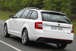 Skoda Octavia RS 4x4 RS 4x4 Turismo familiar Exterior Posterior-Lateral 5 puertas