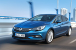 Opel Astra Gama Astra 5p Gama Astra 5p Turismo Azul Oc&eacute;ano Exterior Frontal-Lateral 5 puertas