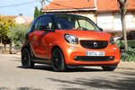 smart fortwo 1.0 71 CV twinamic Passion Turismo Negro y Naranja Lava Exterior Lateral-Frontal 3 puertas