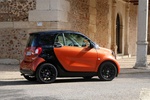 smart fortwo 1.0 71 CV twinamic Passion Turismo Negro y Naranja Lava Exterior Posterior-Lateral 3 puertas