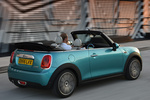 MINI MINI Cooper Gama MINI Cabrio Descapotable Caribbean Aqua Exterior Posterior-Lateral 2 puertas