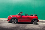 MINI MINI Cooper S (Paquete John Cooper Works exterior) Gama MINI Cabrio Descapotable Chili Red Exterior Lateral 2 puertas