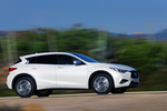 Infiniti Q30 2.2d 170 CV DCT AWD Premium Todo terreno Exterior Lateral 5 puertas