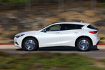 Infiniti Q30 2.2d 170 CV DCT AWD Premium Todo terreno Exterior Lateral 5 puertas