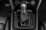 Volkswagen Passat 2.0 TDI BMT 150 CV DSG6 Sport Turismo familiar Interior Palanca de Cambios 5 puertas