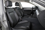 Volkswagen Passat 2.0 TDI BMT 150 CV DSG6 Sport Turismo familiar Interior Asientos 5 puertas