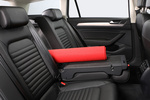 Volkswagen Passat 2.0 TDI BMT 150 CV DSG6 Sport Turismo familiar Interior Asientos 5 puertas