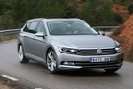 Volkswagen Passat 2.0 TDI BMT 150 CV DSG6 Sport Turismo familiar Plata Tungsteno metalizado Exterior Lateral-Frontal 5 puertas