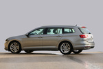 Volkswagen Passat 2.0 TDI BMT 150 CV DSG6 Sport Turismo familiar Plata Tungsteno metalizado Exterior Lateral-Posterior 5 puertas