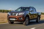 Nissan NP300 Navara Doble Cabina 2.3 dCi 190 CV Gama NP300 Navara Pick up Bronce Tierra Exterior Frontal-Lateral 4 puertas