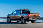 Nissan NP300 Navara Doble Cabina 2.3 dCi 190 CV Gama NP300 Navara Pick up Bronce Tierra Exterior Lateral-Posterior 4 puertas