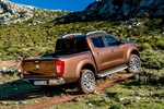 Nissan NP300 Navara Doble Cabina 2.3 dCi 190 CV Gama NP300 Navara Pick up Bronce Tierra Exterior Posterior 4 puertas