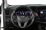 Hyundai i40 1.7 CRDi 141 CV BlueDrive Style Turismo familiar Interior Volante 5 puertas