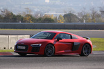Audi R8 V10 Plus V10 Plus Coup&eacute; Rojo Dinamita Exterior Frontal-Lateral 2 puertas