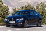 BMW Serie 3 335d xDrive M Sport Turismo Tasanitblau Exterior Frontal-Lateral 4 puertas