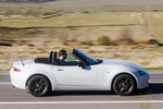 Mazda MX-5 Soft Top 1.5 131 CV Soft Top Luxury Descapotable Ceramic Metallic Exterior Lateral 2 puertas