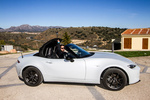 Mazda MX-5 Soft Top 1.5 131 CV Soft Top Luxury Descapotable Ceramic Metallic Exterior Lateral 2 puertas