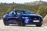 Ford Mustang GT 5.0 Ti-VCT V8 421 CV Gama Mustang Convertible Descapotable Azul Impact Exterior Lateral-Frontal 2 puertas