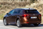 Toyota Avensis 150D Executive Turismo familiar Bronce Tierra Exterior Lateral-Posterior 5 puertas