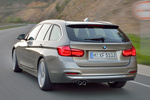 BMW Serie 3 330d Luxury Turismo familiar Platinsilber metalizado Exterior Lateral-Posterior 5 puertas