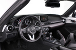 Mazda MX-5 Soft Top 1.5 131 CV Soft Top Luxury Descapotable Interior Volante 2 puertas